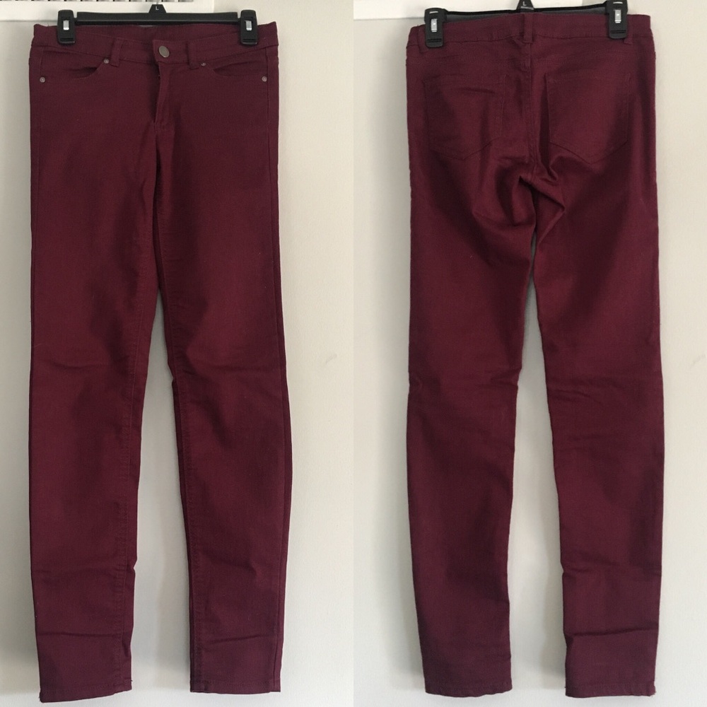 H&M | burgundy skinny pants